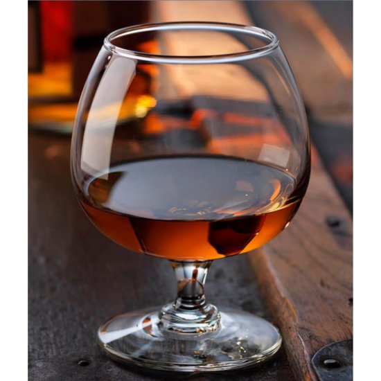 Distilat din Vin CRICOVA Divin 7 Ani, 40% Alcool, 0.5 , Divin Cricova, Vinars, Bautura Distilata din Vin, Bautura Alcoolica din Vin, Divin de Cricova, Divin Cricova la Sticla, Vinars din Vin, Vinars Distilat din Vin, Vinars Cricova, Vinars Divin 7 Ani
