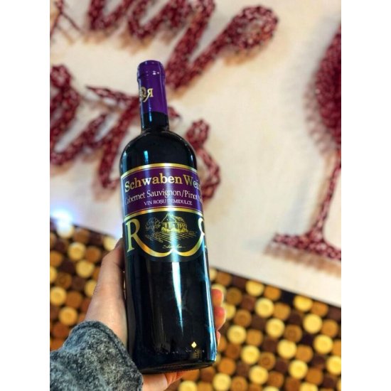 Vin Rosu Demidulce, Recas Schwaben Wein, Cabernet Sauvignon & Pinot Noir, 0.75 L, Vin Rosu Demidulce, Recas Schwaben Wein Cabernet Sauvignon & Pinot Noir, Bauturi Alcoolice, Vin Rosu Recas Schwaben Wein, Vin Rosu Alcool 12%