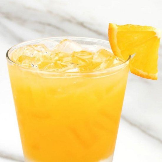Vodka V33 Orange 33%, 2 L, V33 Vodka, Vodka 33% , Bautura Alcoolica Vodka Orange, Bautura Alcoolica V33 Orange, Vodka cu Orange, Vodka 2 L