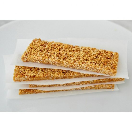 Baton cu Susan si Ciocolata Pellito, 4 Felii, 28 g, Batoane cu Susan si Ciocolata, Batoane Susan, Batoane Seminte Susan, Baton Susan, Baton Seminte Susan, Baton Vegetarian, Batoane Vegetariene, Batoane Fara Gluten
