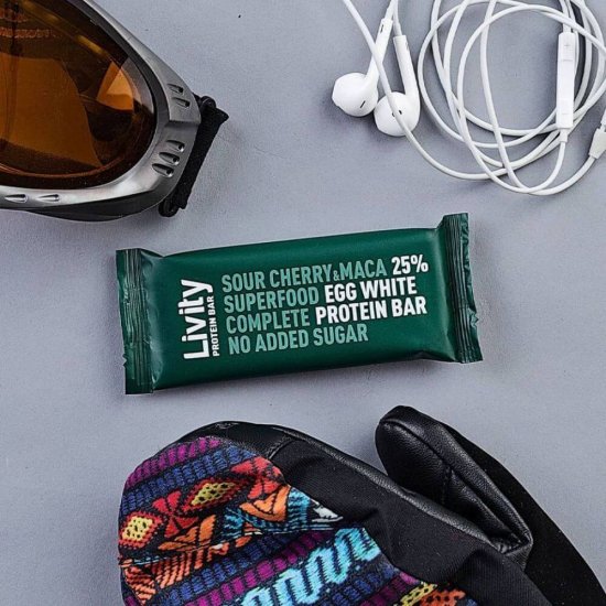 Baton cu Cirese Livity Protein Sour Cherry&Maca, 46 g, Batoane Livity Protein cu Maca, Batoane Dietetice Livity Protein, Batoane cu Fibre si Proteine pentru Diete, Batoane Nutritive fara Zahar, Batoane fara Calorii