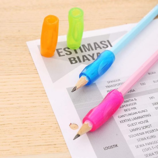 Set 4 Gripuri Cauciucate pentru Creion Deli Neon, Diverse Culori, Grip Creion, Grip Creioane, Gripuri pentru Creioane, Grip de Creioane, Grip Cauciucat, Grip din Cauciuc, Grip Prindere Creion, Gripuri Prindere, Prindere Creion, Grip Confortabil