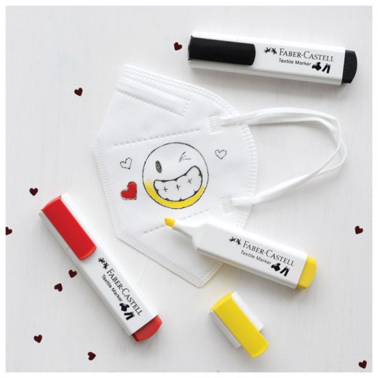 Marker Textil Galben Faber-Castell, Varf Tesit 1-5 mm, Markere Textile Galbene, Markere Textile Faber Castell, Market Textil cu Varf Tesit, Marker Personalizare Textile, Markere Personalizare Imbracaminte, Markere Permanente pentru Haine