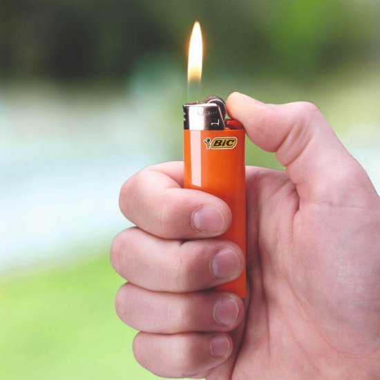 Set 50 Brichete Clasice cu Diverse Culori, BIC Maxi , Brichete de Buzunar, Brichete de Aprins Focul, Brichete de Aprins Lumanari, Brichete de Aragaz, Set Brichete, Brichete Reincarcabile