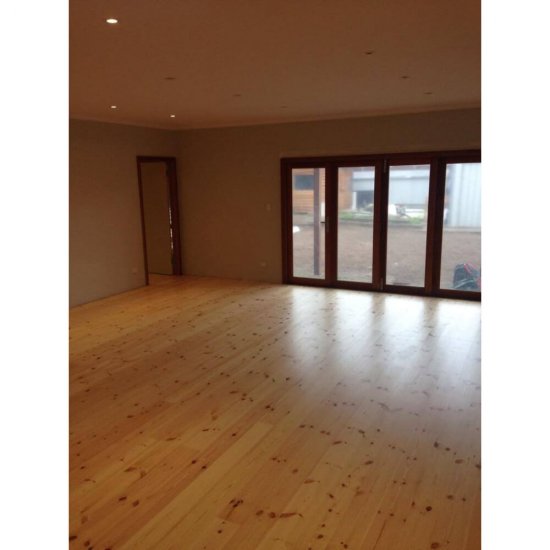 LLac Poliuretanic VITEX Lussolac 750 ml, Pin 2401, pe Baza de Solvent, Lac pentru Suprafetele din Lemn, Lac de Protectie Poliuretanic, Lac Portector pentru Lemn, Solutie de Protectie a Lemnului, Solutie pe Baza de Solvent pentru Lemn