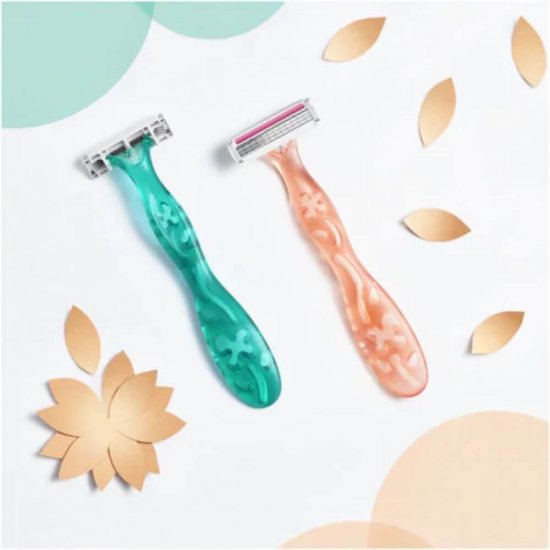 Set 3 Aparate de Ras BIC Miss Soleil Sensitive Aqua cu 3 Lame, Lame Inoxidabile, Lame pentru Ras, Lame de Ras pentru Femei, Set Lame de Ras, Lame de Epilat Femei, Aparate de Ras pentru Femei cu 3 Lame, Aparate de Epilat pentru Femei cu Lame Triple