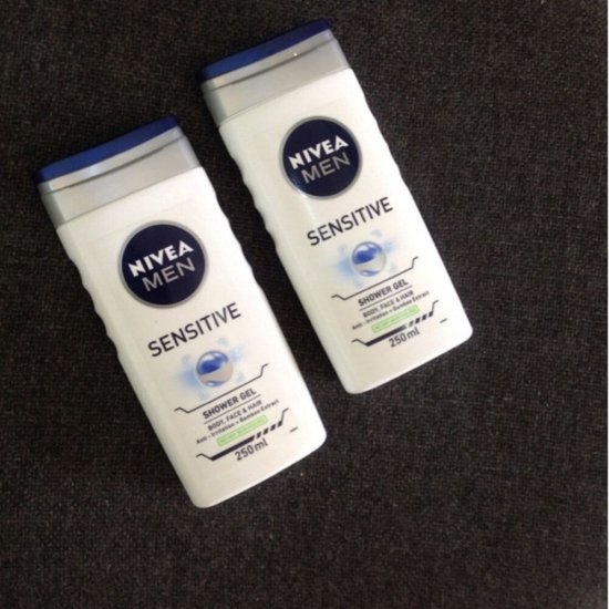 Gel de Dus NIVEA Men Sensitive, 250 ml, cu Extract de Bambus, Geluri de Dus, Gel de Corp, Gel de Dus Nivea, Gel de Dus Hidratant, Produse Ingrijire Corp, Produse Igiena Corp, Gel de Dus Barbati, Gel de Dus cu Bambus, Gel de Dus 3 in 1