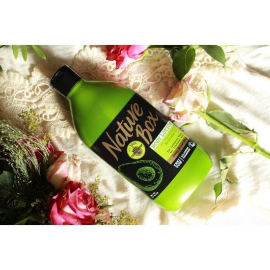 Lapte de Corp NATURE BOX Avocado Oil, 385 ml, Ulei Presat la Rece din Avocado, Lapte de Corp NATURE BOX, Lapte de Corp cu Extracte Naturale, Lapte de Corp Fara Parabeni, Lapte de Corp Hidratant, Lapte de Corp cu Ingrediente Naturale