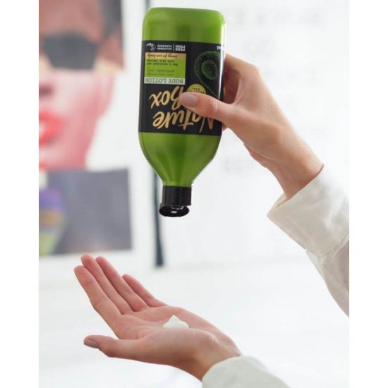 Lapte de Corp NATURE BOX Avocado Oil, 385 ml, Ulei Presat la Rece din Avocado, Lapte de Corp NATURE BOX, Lapte de Corp cu Extracte Naturale, Lapte de Corp Fara Parabeni, Lapte de Corp Hidratant, Lapte de Corp cu Ingrediente Naturale