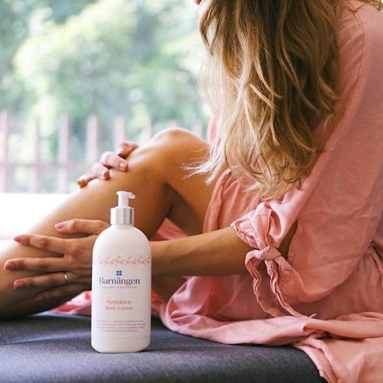 Lotiune Corp BARNANGEN Sensitive 400 ml, Piele Uscata, Vegan, Lotiune Hidratanta pentru Corp, Lotiune de Corp Hranitoare, Crema de Corp Hidratanta, Crema Hranitoare pentru Corp