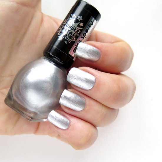 Lac de Unghii Miss Sporty Wonder Metal 010 Ultra Silver, 7 ml, Lac de Unghii Colorat, Lac de Unghii Clasic, Oja de Unghii Manechiura, Produse Ingrijirea Unghiilor, Lacuri Miss Sporty pentru Manechiura si Pedichiura