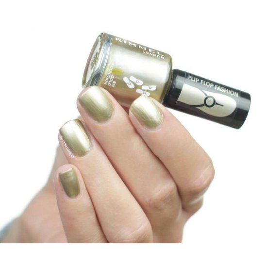 Lac de Unghii Rimmel London Shine Flip Flop 818 Gold Addiction, 8 ml, Auriu, Lacuri Aurii de Unghii, Lac de Unghii Colorat, Lac de Unghii Auriu, Oja de Unghii pentru Manechiura, Produse pentru Ingrijirea Unghiilor, Lacuri Rimmel London pentru Manechiura