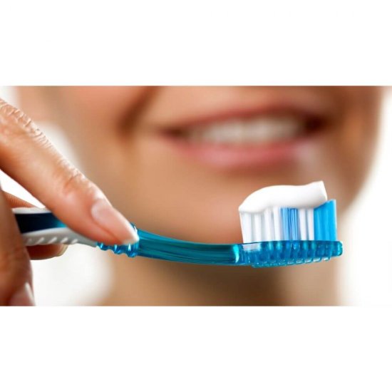 Pasta de Dinti COLGATE Herbal Original, 100 ml, Aroma Menta, Musetel si Eucalipt, Colgate Herbal Original Pasta de Dinti cu Eucalipt, Musetel si Menta, Pasta de Dinti Anticarii, Pasta de Dinti Albire, Pasta de Dinti cu Musetel