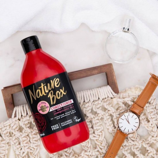 Balsam NATURE BOX Pomegranate Oil, 385 ml, Ulei Presat la Rece din Rodie, Balsam Vegan, Balsam NATURE BOX, Balsam cu Extracte Naturale, Balsam cu Extract de Rodie, Balsamuri Fara Parabeni
