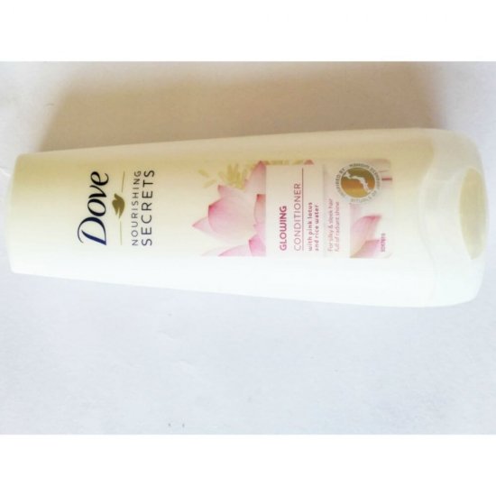 Balsam DOVE Glowing, 200 ml, cu Extract de Floare de Lotus si Apa de Orez, Balsam pentru Hranire, Balsamuri Hidratante, Balsam Revitalizant, Balsam Hidratant, Produse de Ingrijire a Parului, Produse Hairstyling, Blasam Ingrijire Par