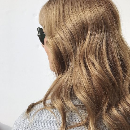 Vopsea de Par Permanenta Garnier Olia 8.13, Sandy Blonde, 110 ml, Fara Amoniac, Vopsea de Par, Vopsea de Par Permanenta, Vopsea de Par Garnier, Vopsea de Par Naturals, Vopsea Permanenta Garnier, Vopsea pentru Par, Vopsea de Par Fara Amoniac