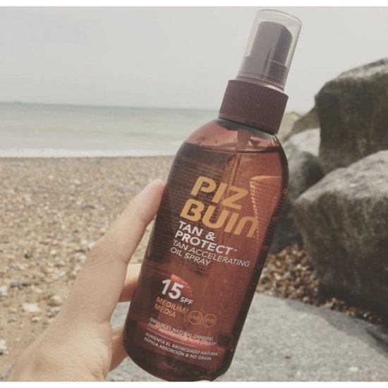 Spray pentru Accelerarea Bronzului Piz Buin Tan & Protect SPF 15, 150 ml, Spray Bronz, Ulei pentru Bronz, Spray pentru Bronz, Spray Accelerare Bronz, Spray Bronz Piz Buiz, Spray Bronz cu SPF, Spray Bronz SPF, Spray Bronz Piele