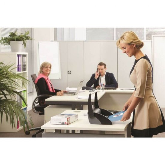 Aparat de Indosariat GBC CombBind C110, Capacitate 195 Coli, Perforare 12 Coli, 38x13x9.8 cm, Greutate 2.633 Kg, Aparat de Legat cu Inele de Plastic, Masina Indosariere, Aparat de Spiralat, Aparat de Indosariat cu Inele de Plastic, Aparatura Birou