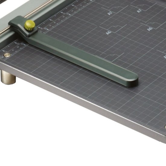 Ghilotina pentru Hartie REXEL CL200, A4, Capacitate 15 coli, Lungime Taiere 30.5 cm, Culoare Gri Ghilotina pentru Hartie REXEL CL200, A4, Capacitate 15 coli, Lungime Taiere 30.5 cm, Culoare Gri