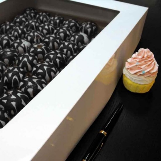 Cutii cu Display din Carton Duplex Lucios Dublu Albit 350 g/m², Dimensiuni 230x230x55 mm, 25 Buc/Set