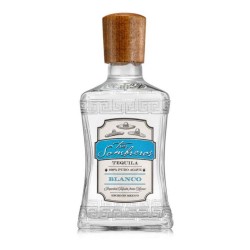 Tequila Tres Sombreros Agave Blanco, 0.7 L Tequila Tres Sombreros Agave Blanco, 0.7 L