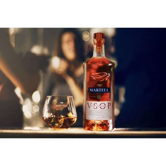 Coniac Martell VSOP, 0.7 L, 40% Alcool, Martell Aged in Red Barrels, Coniac Martell Very Special, Coniac Special Martell, Coniac Martell Red Barrels, Brandy Martell, Martell Cognac, Cognac Martell, Coniac Premium, Bautura Spirtoasa Martell