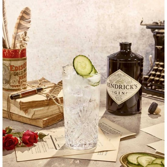 Gin Hendrick's 0.7 L, Alcool 41.4%, Gin Hendrick's, Gin Hendrick's  0.7l, Hendrick's Clasic Gin, Gin Cocktails, Gin Cocktails Hendrick's, Gin Cocktails Hendrick's Clasic, Gin Sticla, Gin la Sticla, Gin Sec, Gin la Sticla Hendrick's