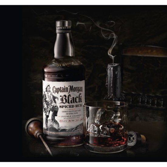 Rom Captain Morgan Black Spiced, 0.7L, Alcool 40%, Captain Morgan Rom, Rom Black Spiced, Rom Black Spiced Captain Morgan, Bauturi Spirtoase, Rom Negru, Rom Negru Captain Morgan, Rom Alcool, Rom Natural, Rom Premium