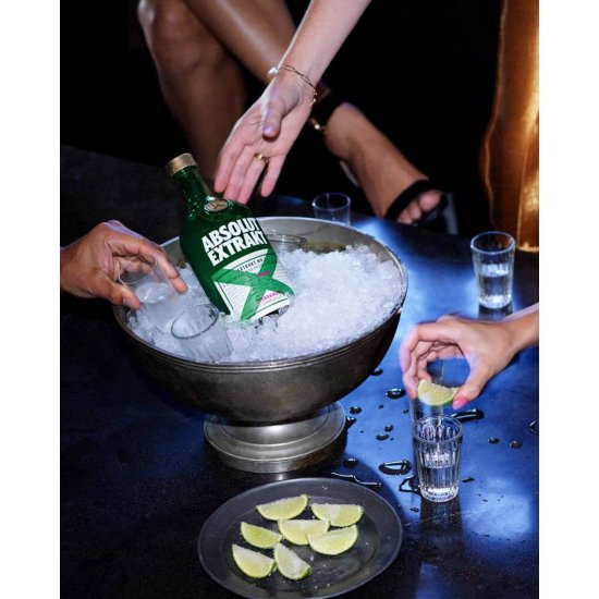 Vodca Aromata Absolut Extrakt, 0.7 L, 35% Alcool, Vodca Absolut Extrakt, Absolut Vodca Extrakt, Vodka Aromata Absolut Extrakt, Vodka Absolut Extrakt, Absolut Vodka Extrakt, Bautura Spirtoasa Absolut, Bauturi Spirtoase Absolut