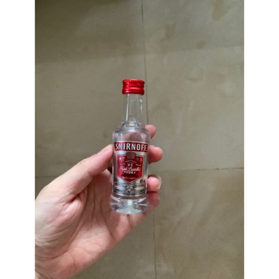 Vodca Smirnoff 0.05L, Alcool 37.5%, Vodca Pura Vodca de Calitate, Vodca Smirnoff, Smirnoff Vodca, Vodca Cocktails, Vodca Buna, Vodka Smirnoff , Vodka Buna, Bautura Spirtoasa, Bauturi Alcoolice
