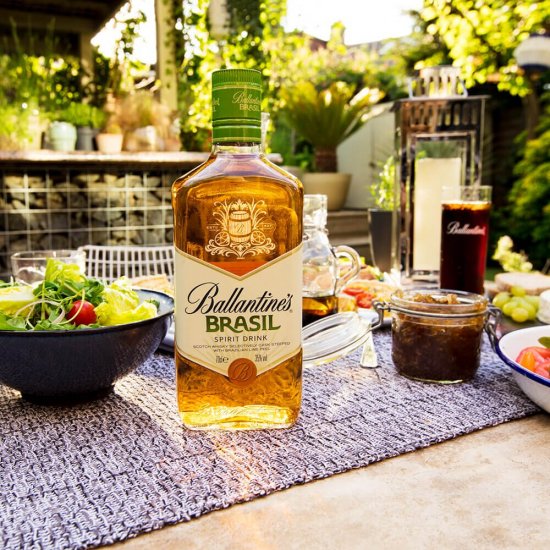 Whisky Ballantine’s Brasil 0.7L, Alcool 35%, Whisky Bun, Whisky de Calitate, Ballantine’s Whisky, Whisky 0.7l, Whisky 35%, Whisky Premium, Brasil Whisky, Brasil Whisky Ballantine’s