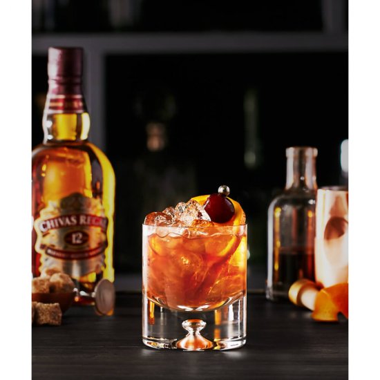 Whisky Chivas Regal 12 & 2 Pahare 0.7L, Alcool 40%, Whisky Bun, Whisky de Calitate, Chivas Regal Whisky, Whisky 0.7l, Whisky 40%, Whisky Premium, Rye Whisky, Rye Whisky Chivas Regal
