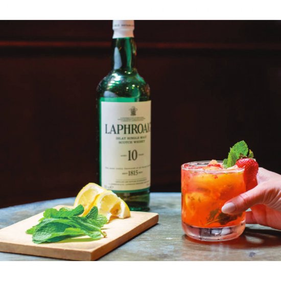 Whisky Laphroaig 10 Ani Vechime, 0.7L, Alcool 40%, Whisky Bun, Whisky de Calitate, Laphroaig Whisky, Whisky 0.7l, Whisky 40%, Whisky Premium