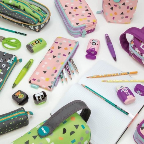 Set Cadou Happy Boots Milan, Verde, Creion Grafit HB, Creioane Colorate, Pix, Ascutitoare, Rechizite Scolare, Set Rechizite Scolare, Cadou Rechizite, Cadou Rechizite Milan, Set Rechizire Milan, Set Insturmente de Scris, Set Instrumente de Scris Milan