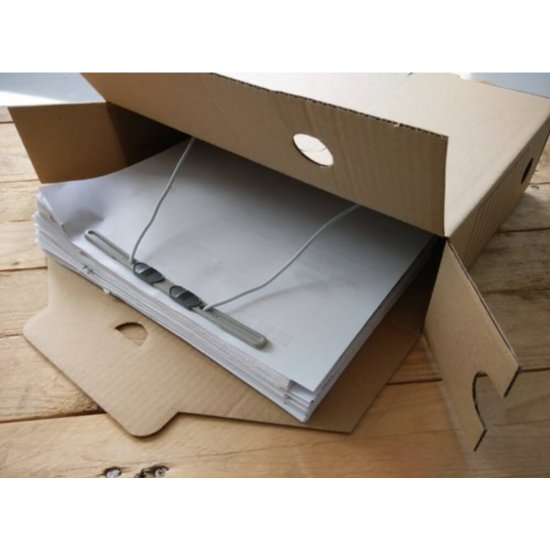 Cutie Arhivare A4 din Carton Esselte Eco, Cotor 10 cm,  Cutie Carton pentru Documente, Cutie Carton in Format A4, Cutie A4 Carton Simplu, Cutie pentru Acte, Cutie pentru Hartii