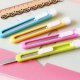 Cutter Scolar Deli, Mic, Portocaliu, Cutter Mic Deli, Cutter Portocaliu, Cutter pentru Scoala, Cutter pentru Scolari, Cutter Scoala, Cutter Deli, Cutter Colorat, Cutter Simplu, Cuttere Simple, Cuttere Mici, Cuttere Deli, Cuttere Colorate