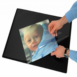 Mapa pentru Birou Q-CONNECT cu Folie Transparenta, 630x500 mm, Buretata si Colturi Rotunjite, Culoare Neagra, Mape Protectie Birou, Accesorii pentru Birou, Mapa de Protectie pentru Masa de Birou