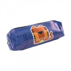Penar Dreptunghiular Model Tigru, 1 Fermoar, Dimensiune 20.5x7x4 cm - Accesorii Scolare Penar Dreptunghiular Model Tigru, 1 Fermoar, Dimensiune 20.5x7x4 cm - Accesorii Scolare
