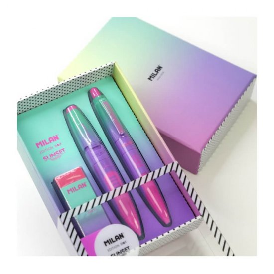 Set Cadou Sunset Milan, Roz, Creion Mecanic, Stilou cu Cerneala Albastra, Radiera, Rechizite Scolare, Set Rechizite Scolare, Cadou Rechizite, Cadou Rechizite Milan, Set Rechizire Milan, Set Insturmente de Sris, Set Instrumente de Scris Milan