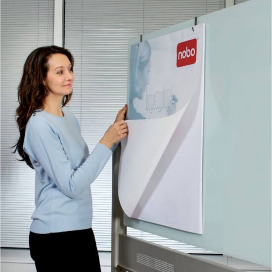 Whiteboard Magnetic din Sticla Diamond Nobo, Mobil, 2 Fete de Prezentare, 90x120 cm, Alb, Accesorii Incluse, Tabla Whiteboard, Whiteboard Birou, Whiteboard pentru Birou, Whiteboard Scoala, Whiteboard pentru Scoala