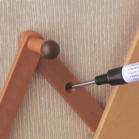 Marker Artline 710, Pentru Locuri Greu Accesibile, Corp Metalic, Varf Lung, 1,0mm - Negru