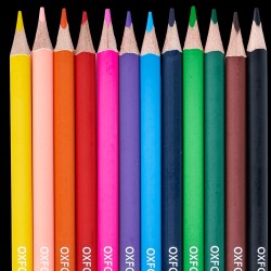Creioane Colorate Oxford, Varf 3mm, Triunghiulare, Set 12 + Ascutitoare, In Cutie De Carton