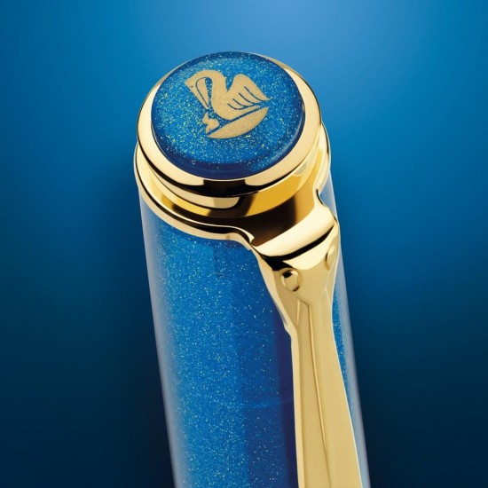 Stilou Classic M200 M, Cu Piston, Penita Din Otel Inoxidabil Placat Cu Aur, Accesorii Placate Cu Aur, Corp Golden Lapis, In Cutie Cadou
