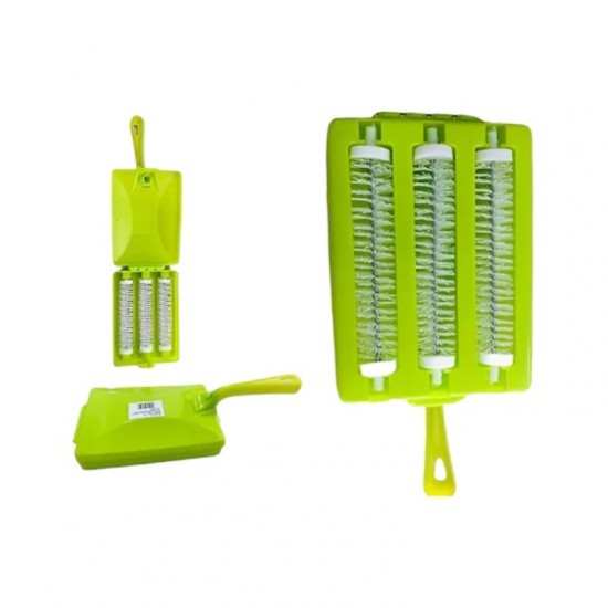 Perie Pentru Covoare Cu 3 Roti, Maner Detasabil Pentru Manevrare Usoara, Dimensiune 17x11x3 Cm, Culoare Multicolora