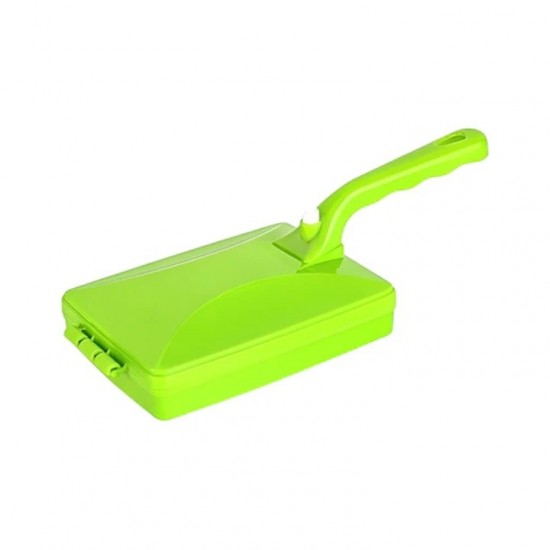 Perie Pentru Covoare Cu 3 Roti, Maner Detasabil Pentru Manevrare Usoara, Dimensiune 17x11x3 Cm, Culoare Multicolora