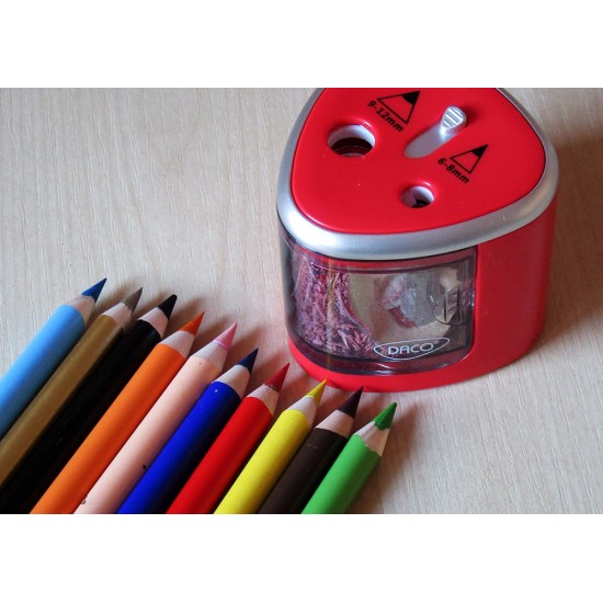 Ascutitoare Dubla Electrica Daco, cu Baterii si Container, pentru Creioane de 6/12 mm, Plastic, Rosie, Ascutitoare Electrica pentru Creioane, Ascutitoare cu Container, Ascutitoare cu Baterii, Ascutitoare de Creioane Electrica