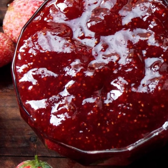 Gem de Capsuni Naturavit, 360 g