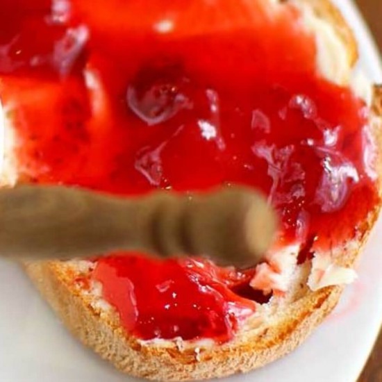 Gem de Capsuni Naturavit, 360 g