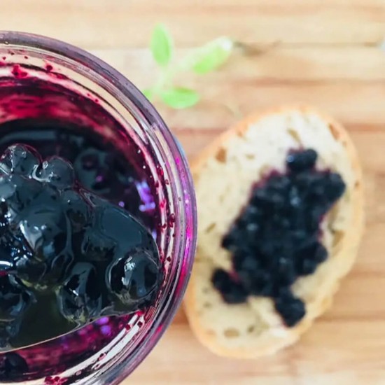 Dulceata de Afine Naturavit, 300 g