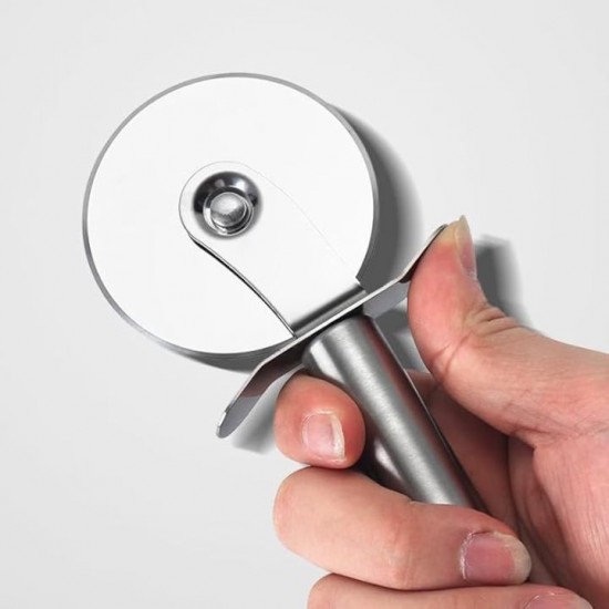 Cutit Pentru Pizza Din Otel Inoxidabil Cu 1 Rola, Maner Metalic Cu Agatatoare, Dimensiune 19,5x8 Cm